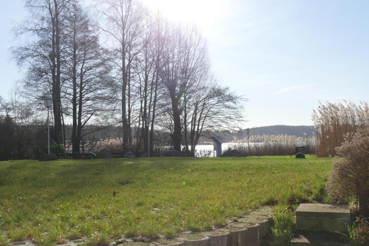 Landhaus Am See App. 2 Ponitz am See エクステリア 写真